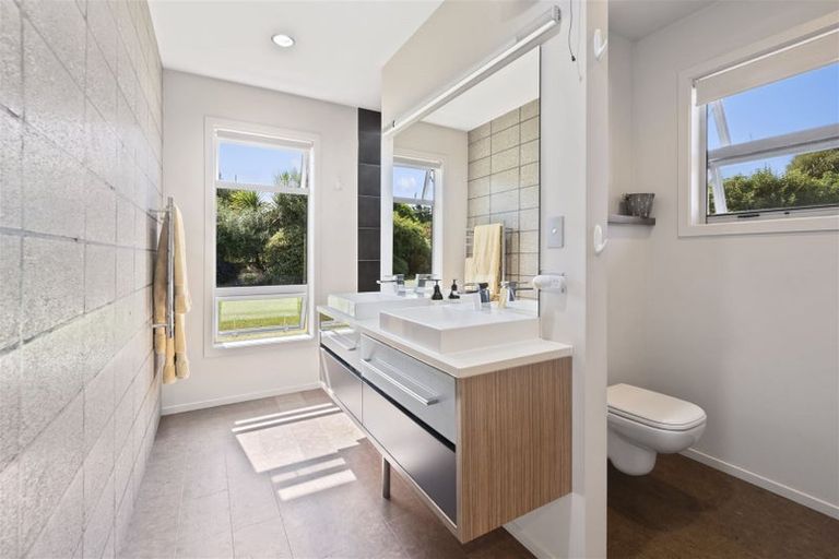 Photo of property in 5 Laurent Way, Ohau, Levin, 5570