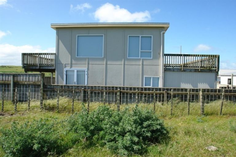 Photo of property in 29 Nukumaru Parade, Waiinu Beach, Whanganui, 4588
