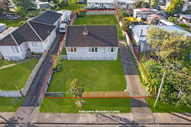 Photo of property in 43 Hamill Road, Otara, Auckland, 2023