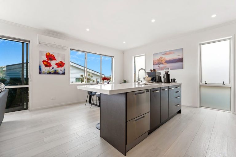 Photo of property in 16 Kiwa Crescent, Gulf Harbour, Whangaparaoa, 0930