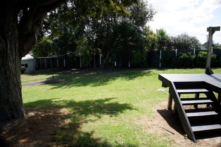 Photo of property in 40 Puriri Road, Manurewa, Auckland, 2102