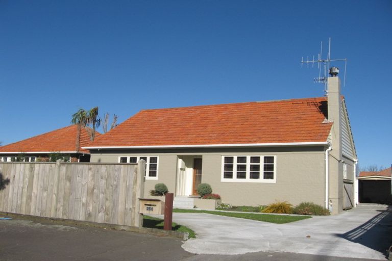 Photo of property in 250 College Street, West End, Palmerston North, 4412