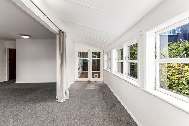 Photo of property in 20 Rawhiti Road, Pukerua Bay, Porirua, 5026