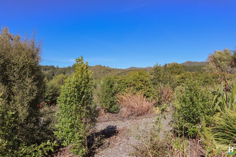 Photo of property in 481 Main Road, Kaiata, Greymouth, 7805