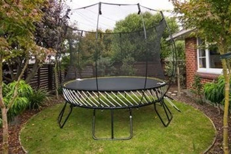 Photo of property in 2 Springbank Street, Bryndwr, Christchurch, 8053