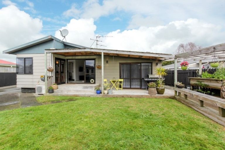 Photo of property in 9 Rahiri Street, Waitara, 4320