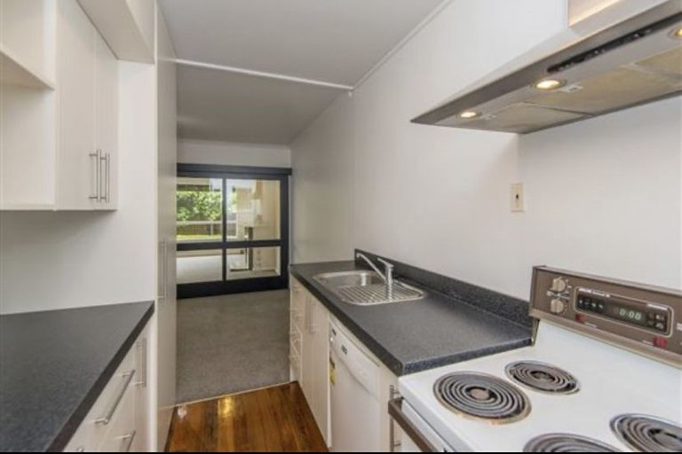 Photo of property in 3/36 Office Road, Merivale, Christchurch, 8014