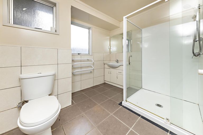 Photo of property in 68 Ferndown Avenue, Papatoetoe, Auckland, 2025