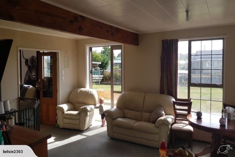 Photo of property in 104 Gordon Street, Kurow, 9435