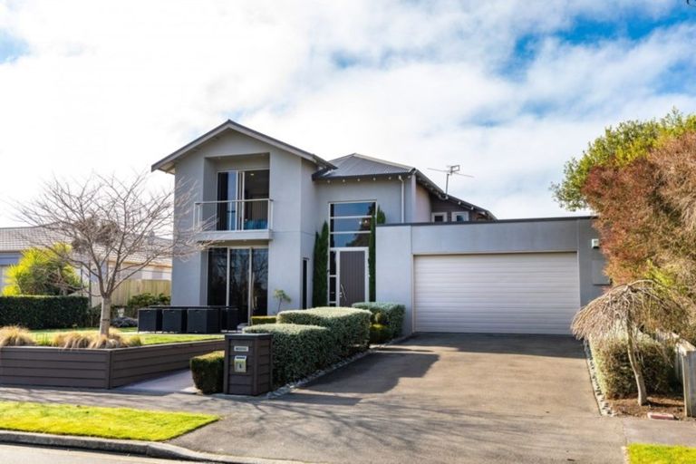 Photo of property in 6 Seacroft Place, Waimairi Beach, Christchurch, 8083
