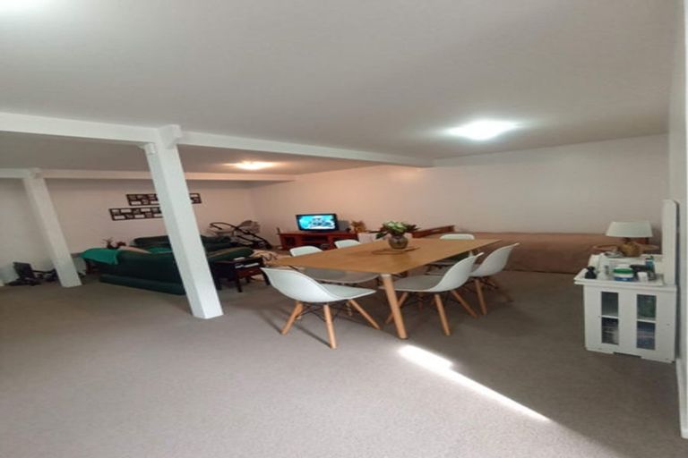 Photo of property in 75 Mountbatten Avenue, Hillcrest, Auckland, 0627