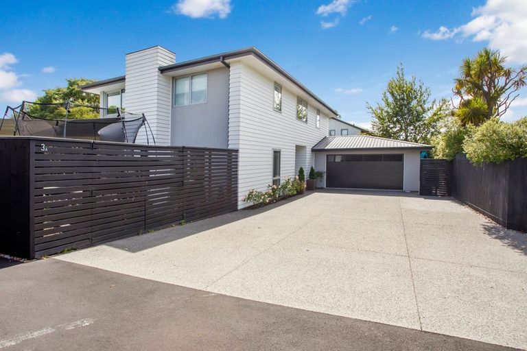 Photo of property in 3a Taylors Avenue, Bryndwr, Christchurch, 8052