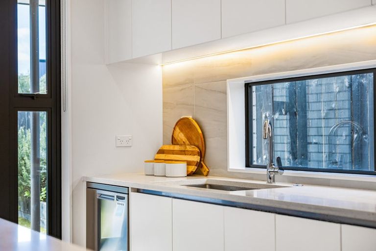 Photo of property in 6 Desalt Drive, Hobsonville, Auckland, 0616