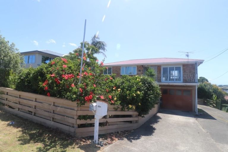 Photo of property in 35a Wade River Road, Stanmore Bay, Whangaparaoa, 0932