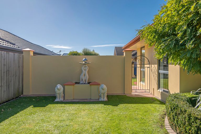 Photo of property in 7 Baldoyle Way, Casebrook, Christchurch, 8051