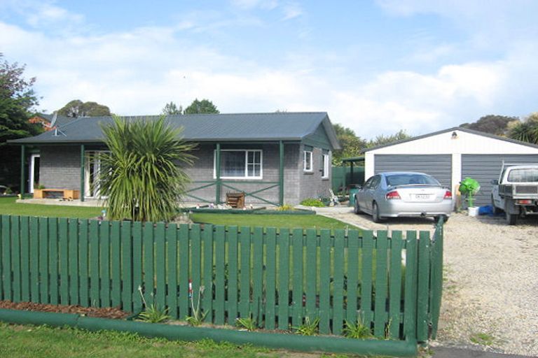 Photo of property in 11 Smarts Drive, Leithfield, 7481