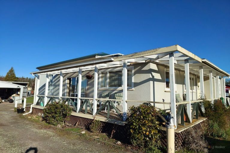 Photo of property in 5 Edward Street, Waimate, 7924