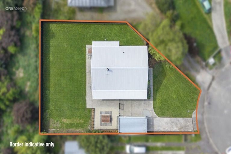 Photo of property in 8 Thorne Place, Rangiora, 7400