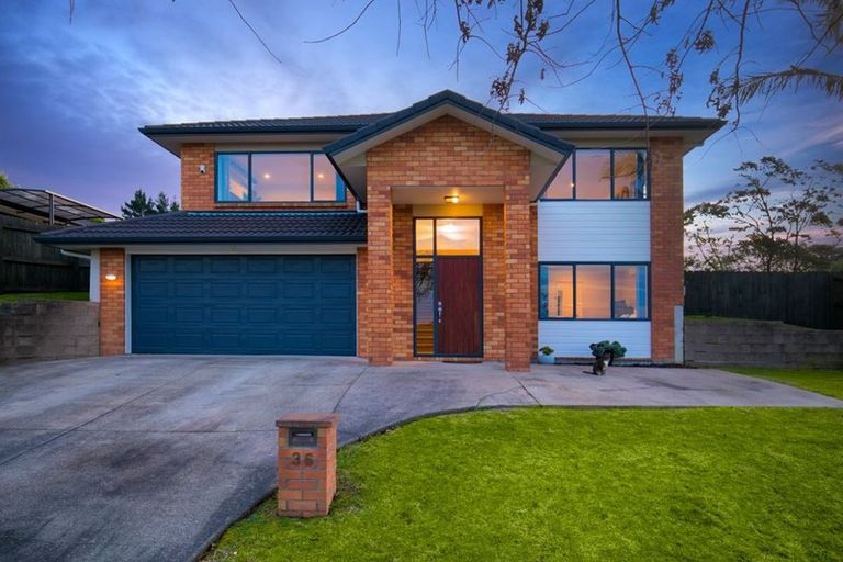 Photo of property in 36 Sapperton Drive, Henderson, Auckland, 0612