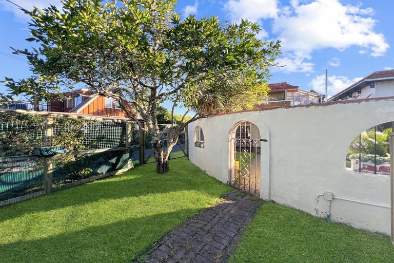 Photo of property in 2/201 Kauri Road, Whenuapai, Auckland, 0618