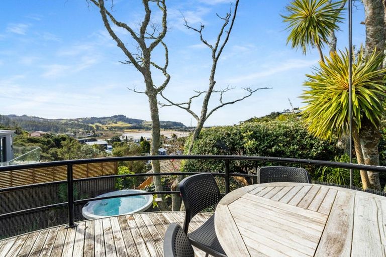 Photo of property in 30 Windsor Drive, Tairua, 3508
