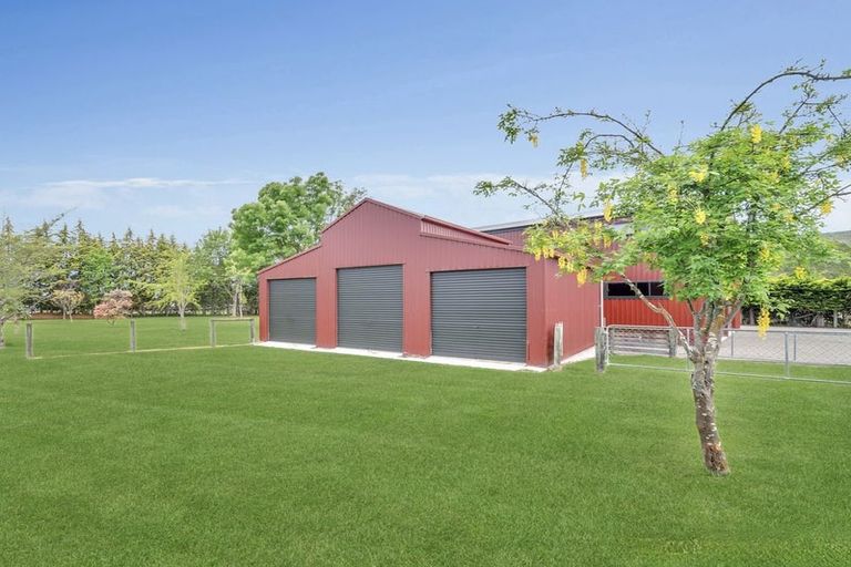 Photo of property in 40 Hunts Road, Waimate, 7978