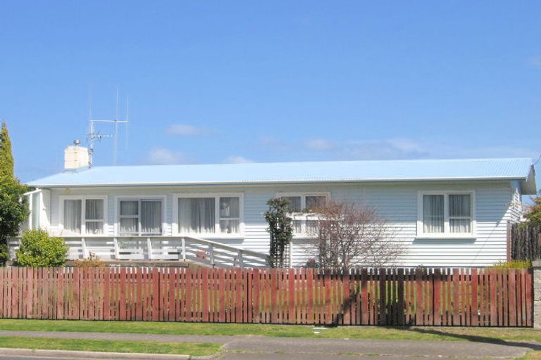 Photo of property in 30 Maranui Street, Mount Maunganui, 3116