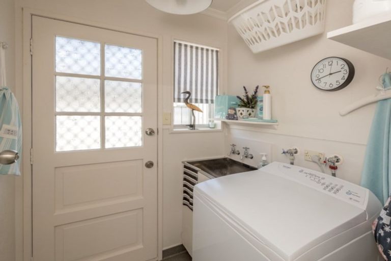 Photo of property in 30 Kent Street, Levin, 5510