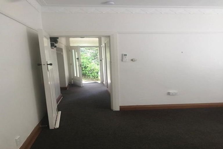 Photo of property in 51 Mornington Road, Brooklyn, Wellington, 6021