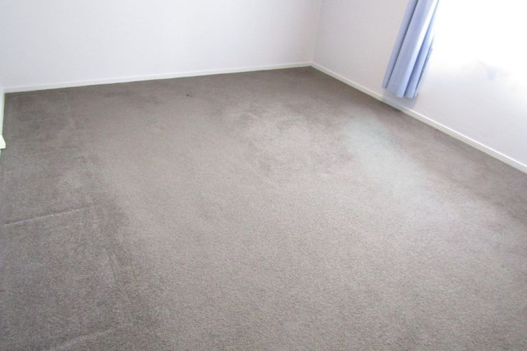 Photo of property in 121 Mahia Road, Wattle Downs, Auckland, 2103