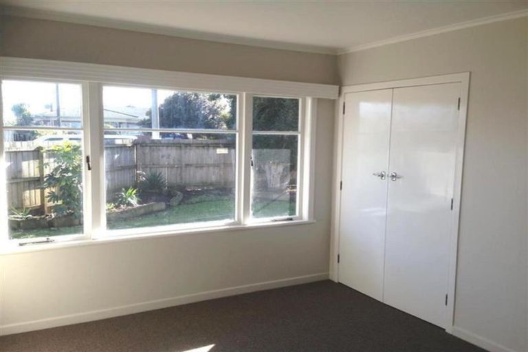 Photo of property in 25 Meadowcourt Drive, Manukau, Auckland, 2025