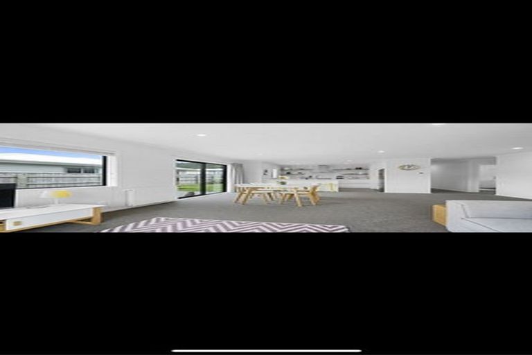 Photo of property in 25 Henrietta Maxwell Grove, Wainuiomata, Lower Hutt, 5014