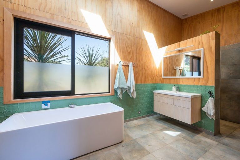 Photo of property in 538 Riwaka-sandy Bay Road, Kaiteriteri, Motueka, 7197