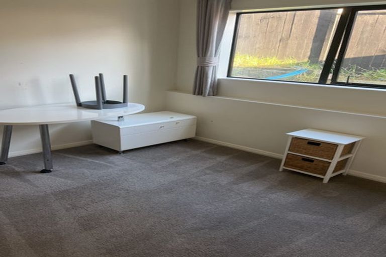 Photo of property in 3 Kahu Close, Orewa, 0931