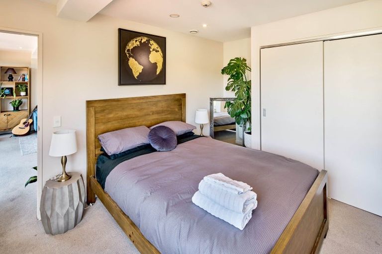 Photo of property in Nouvo Apartments, 4e/21 Rugby Street, Mount Cook, Wellington, 6021