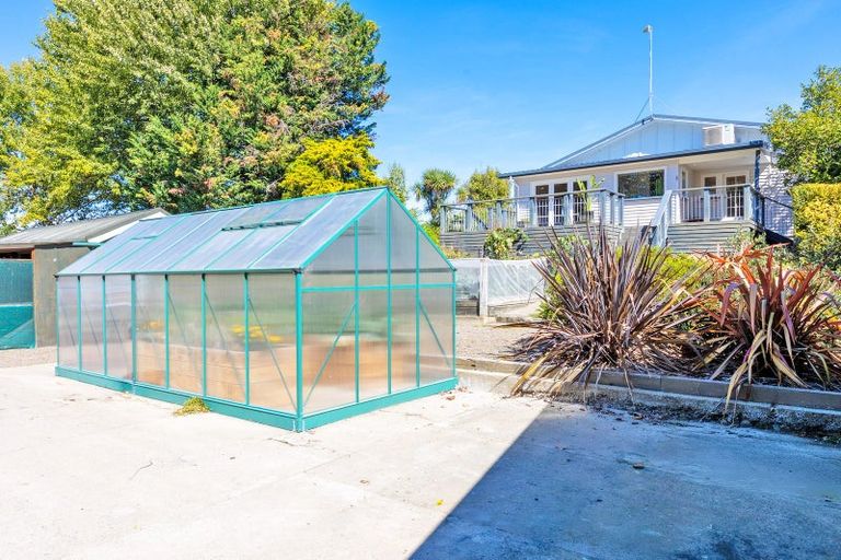 Photo of property in 200 Loburn Whiterock Road, Loburn, Rangiora, 7472