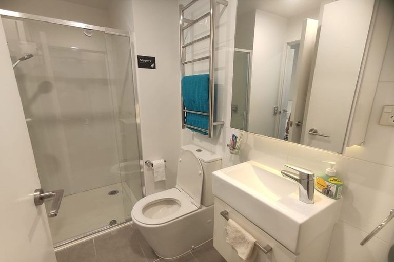 Photo of property in 10 Jubaea Place, Henderson, Auckland, 0610