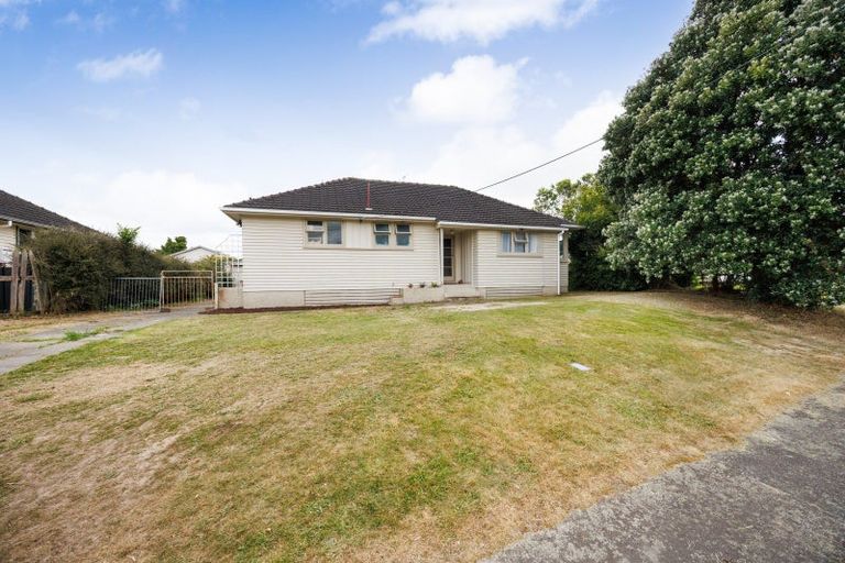 Photo of property in 3 Collins Crescent, Feilding, 4702