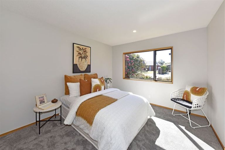 Photo of property in 28b Inglewood Place, Avonhead, Christchurch, 8042