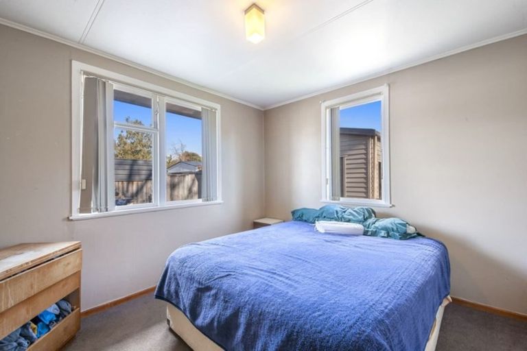 Photo of property in 27 Te Rangitautahanga Road, Turangi, 3334