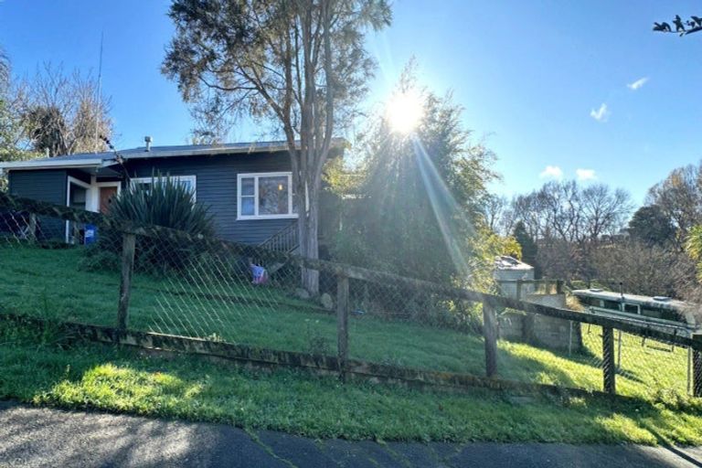 Photo of property in 11 Kakapo Place, Taihape, 4720