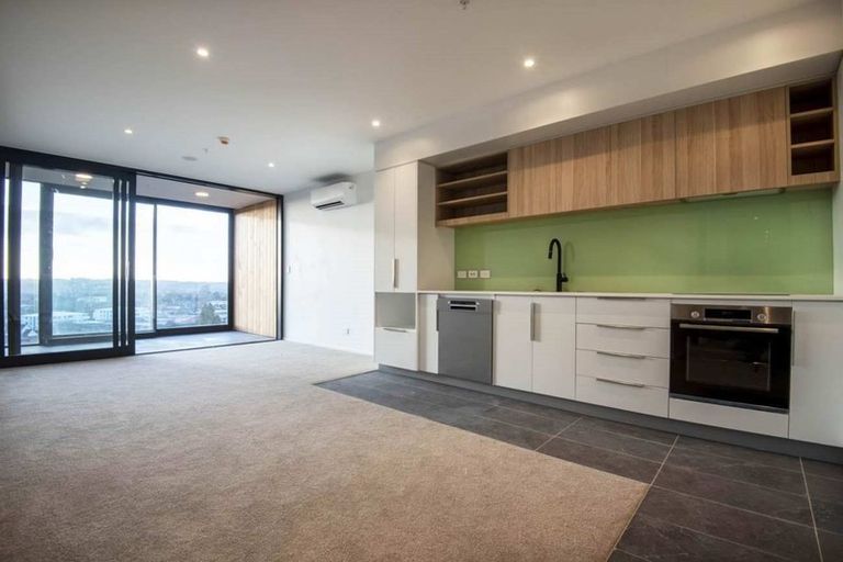 Photo of property in 906/1 Buscomb Avenue, Henderson, Auckland, 0610