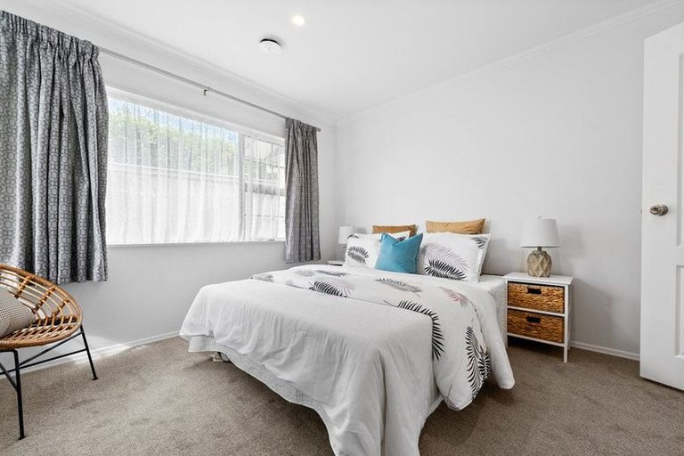 Photo of property in 206 Whitford Road, Shamrock Park, Auckland, 2016