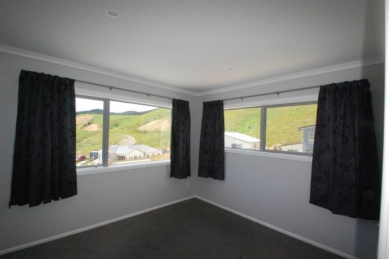 Photo of property in 8 Prestwich Rise, Churton Park, Wellington, 6037