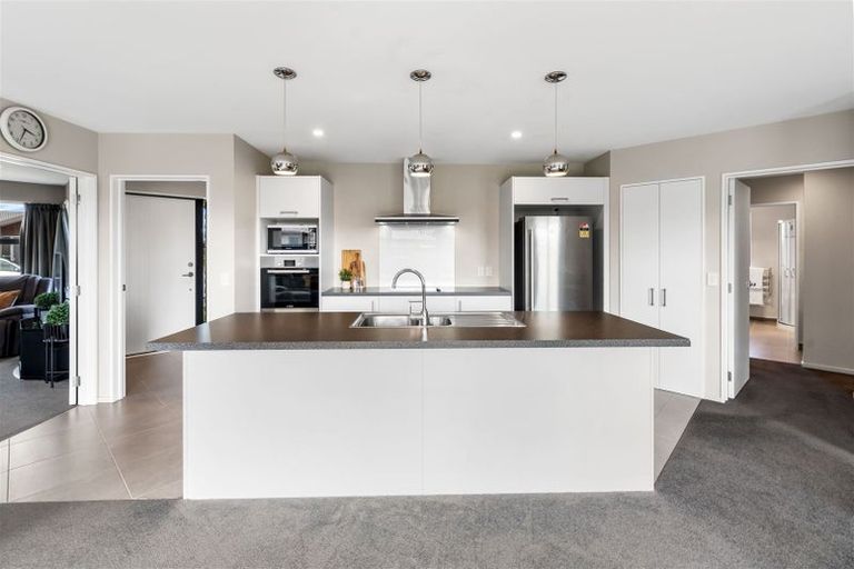 Photo of property in 75 Metehau Street, Marshland, Christchurch, 8083