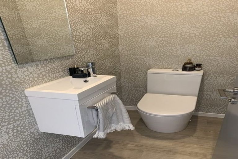 Photo of property in Northlake, 27 Cluden Crescent, Wanaka, 9305