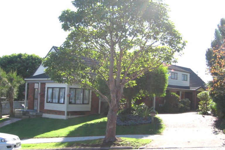 Photo of property in 8 Janome Place, Bucklands Beach, Auckland, 2014