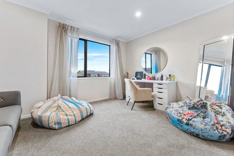 Photo of property in 50 Hobsonville Point Road, Hobsonville, Auckland, 0616