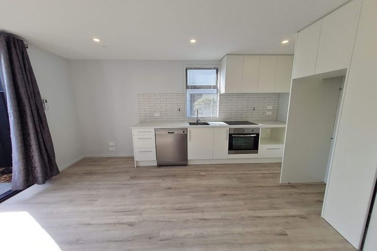 Photo of property in 5/16 New Brighton Road, Shirley, Christchurch, 8061