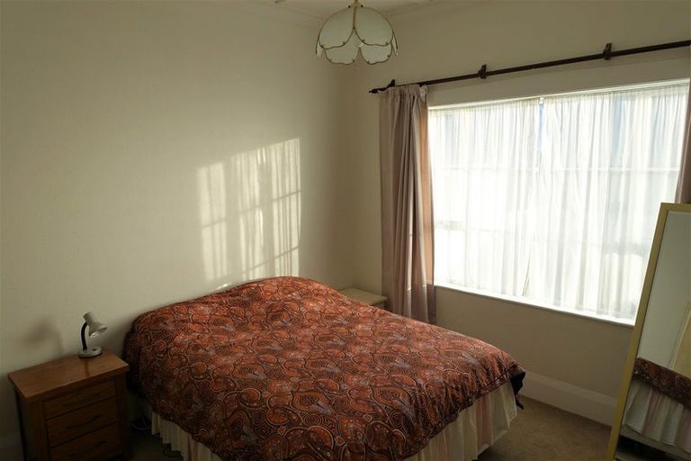 Photo of property in 1/137 Abbotts Way, Remuera, Auckland, 1050